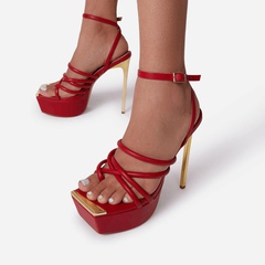 Europäische und amerikanische Außenhandel neue Schuhe Square Toe Stiletto High Heel Wasserplattform Schnalle Sandalen