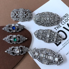 UNE Variété de Mi-Antique Refoulement Plein Diamant Couleur Gem Broche Shehua Rétro De Style Affligé Broches