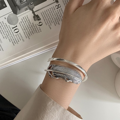 2021 new retro feather open silver bracelet light luxury couple bracelet wholesale's discount tags