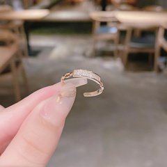 Korean fashion geometric ring Korean simple copper inlaid zircon ring