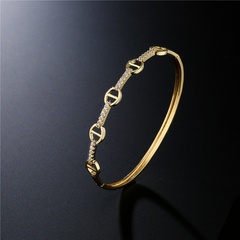 Fashion copper-plated 18K gold pig nose bracelet micro-inlaid zircon bracelet