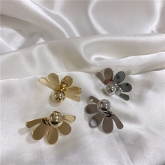 European and American style metal flower fan earrings wholesale