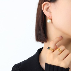 simple pearl titanium steel earrings wholesale