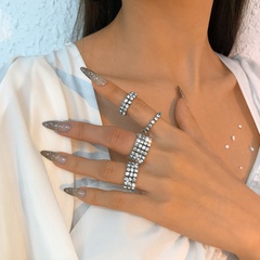 Mode Persönlichkeitsring weibliche Klauenkette Reihe Diamantringe