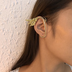 Simple niche design no pierced ear clip elven ear alloy earrings female