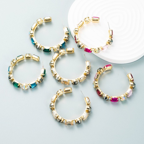 Boucles d'oreilles en diamant en verre coloré ovale avec diamants en alliage européen et américain à la mode NHLN497493's discount tags