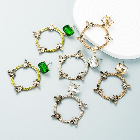 Pendientes de diamantes de aleación de diseño de nicho creativo de personalidad exagerada pendientes de estilo retro simple NHLN493928's discount tags