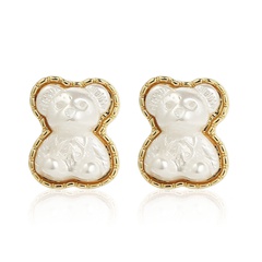New Korean cute bear earrings imitation pearl shaped bear animal earrings
