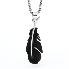 Collier pendentif plume noir acier titane homme 60cm