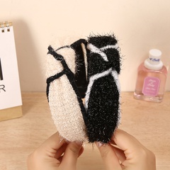 Autumn and winter new contrast color woolen yarn headband fabric knotted head buckle wholesale