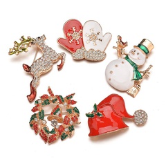 European and American new Christmas ornaments Santa Claus snowman brooch female