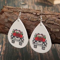 new European and American Valentine's Day car apple heart leather earrings wholesale
