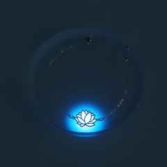 nouvelle mode bracelet de lotus en métal simple bracelet de cheville accessoires lumineux créatifs en gros