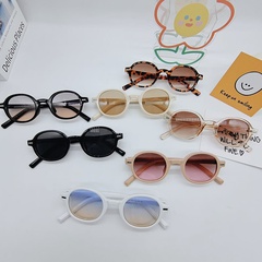 New retro round frame sunglasses fashion European and American sunglasses female