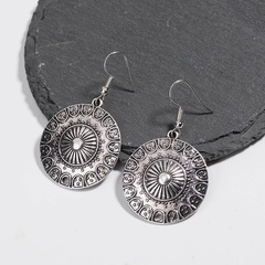 retro carved ancient silver celebrity style round sun flower earrings