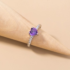 Nueva tendencia simple melocotón corazón violeta gran anillo de cobre de piedras preciosas mujer al por mayor