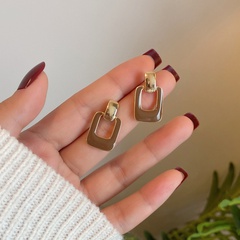 Korea Winter Caramel Color Geometric Stud Earrings Fashion Oil Drop Earrings