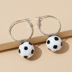 Koreanische kreative Nische beliebte Harz-Fußball-Ohrringe Großhandel