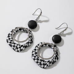 Retro black and white checkerboard rhinestone leather earrings fashion niche plaid ear hook wholesale