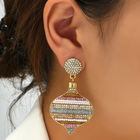 European and American new peach heart rhinestone color earrings metal unique design earrings's discount tags