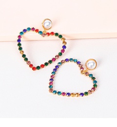 European and American Geometric Alloy Diamond-Embedded Heart-Shaped Full Diamond Rhinestone Pearl Earrings Women's Fashion Graceful Geometric Claw Chain Earrings