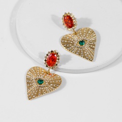 Yida New Accessories European and American Fashion Heart-Shaped Stud Earrings Creative Diamond Gem Eye Earrings One Piece Dropshipping