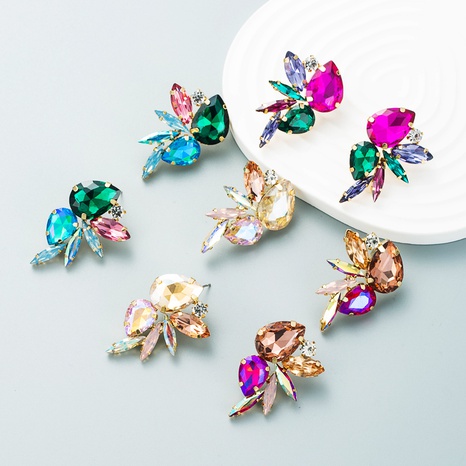 Pendientes de diamantes de cristal de moda exagerados, pendientes de diamantes completos de tendencia femenina al por mayor's discount tags
