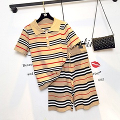 New striped knitted loose wide-leg five-point pants T-shirt casual two-piece suit