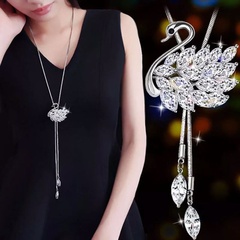 Korean New Fall Winter Fashion Long Swan Sweater Chain All-Match Necklace Elegant Ornament Pendant Wholesale