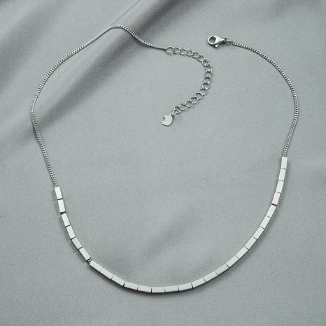 personnalité petit collier carré en acier au titane collier de chaîne de clavicule de mode NHLN465462's discount tags