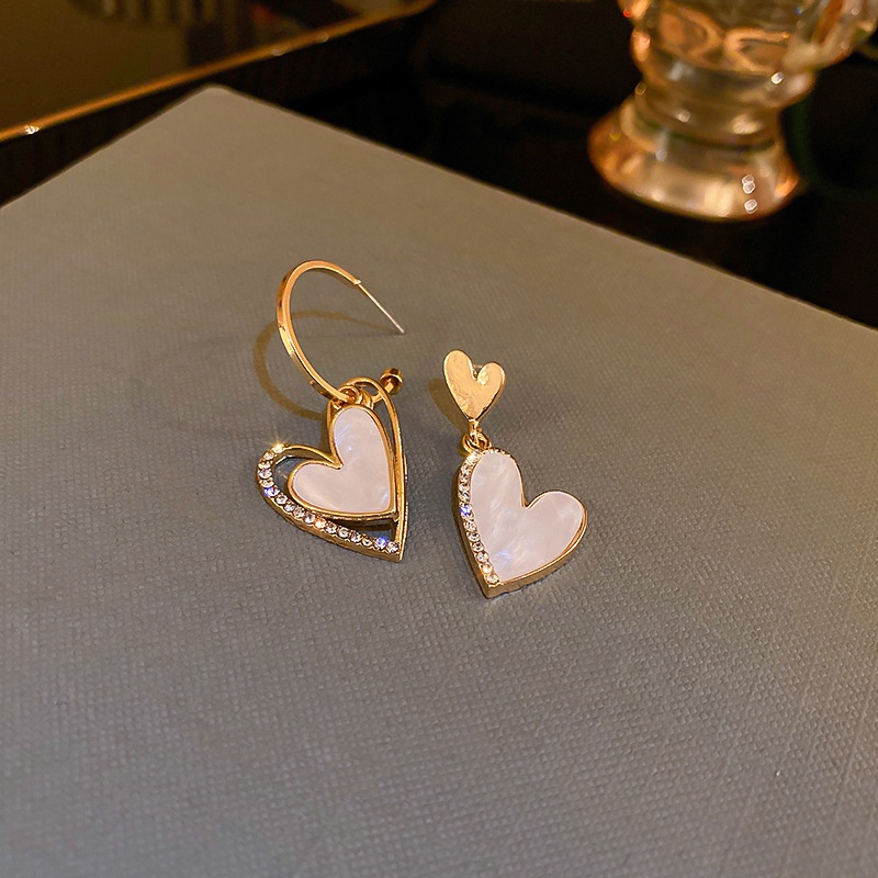 Korea Diamond Asymmetric Love Light Luxury 2021 Fall Winter Allmatch Earrings