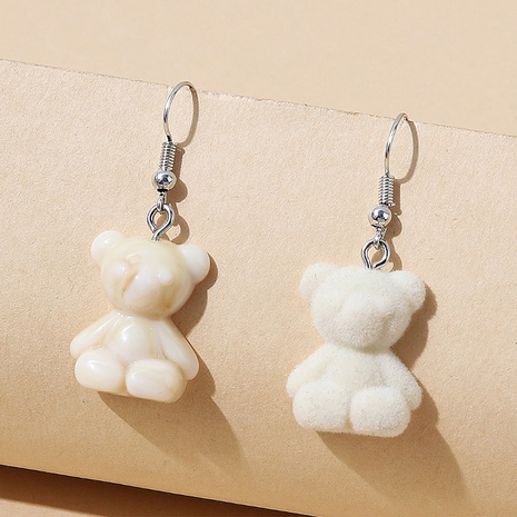 Version coréenne de jolies boucles d'oreilles en résine à la mode créative's discount tags
