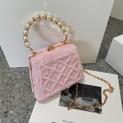 Autumn and Winter Pearl Hand Plush Shell Bag 2021 New Textured Rhombus Chain Bag Western Style Shoulder Messenger Bag for Women