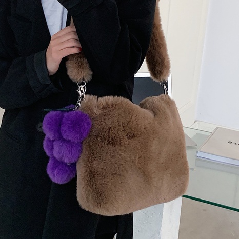 Fur Bag 2021 Winter New Women's Bags Simple Tote Bag Large Capacity Plush Portable Messenger Bag with Hair Ball's discount tags