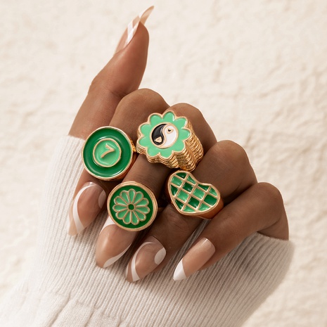 Simple mode vert hit couleur Tai Chi fleur grille coeur numéro 7 gouttes anneau d'huile ensemble de 4 pièces's discount tags