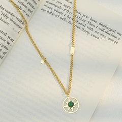 Französischer Bohemian Ring Hohl eingelegter grüner Zirkon Halskette Weiblicher Edelstahl 14k Gold Pullover Kette Hals Schmuck