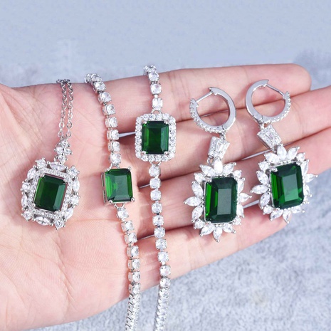 New luxury square diamond micro-encrusted emerald cut bracelet earrings pendant's discount tags