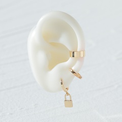 European and American fashion jewelry simple lock metal ear clip earrings ladies unilateral earrings