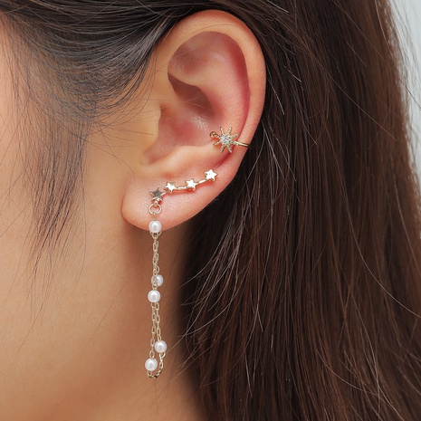 Joyería de moda europea y americana Qingdao DAVEY perla acrílica cadena eslabones estrella oreja tachuelas oreja Clip pendientes unilaterales's discount tags