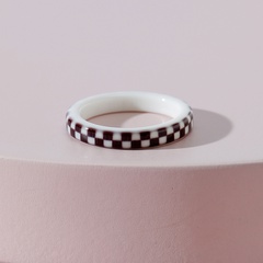 Qingdao European and American Fashion Jewelry Black and White Checkerboard Resin Ring