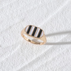 European and American fashion jewelry black and white stripes dripping oil checkerboard ring