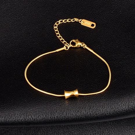 Bracelet serpent rond plié simple géométrique coréen en gros Bracelet en or 18 carats plaqué en acier titane's discount tags