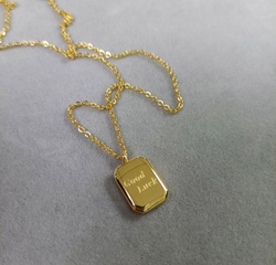 L99 Wholesale Coolpad Good Luck Square Plate Necklace Hipster Fashion Lucky English Tag Clavicle Chain