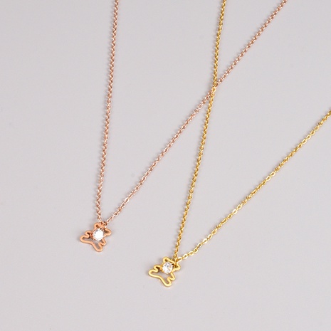 Collier pendentif en diamant à six griffes en forme d'animal avec des bijoux de mode en or 18 carats plaqué titane simple's discount tags