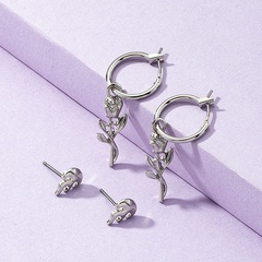 fire-shaped rose earrings set Korean style personality trendy design flower earrings