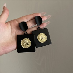 European and American exaggerated baroque black earrings new trendy personality large earrings