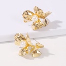 retro palace style flower inlaid pearl alloy earrings wholesalepicture9