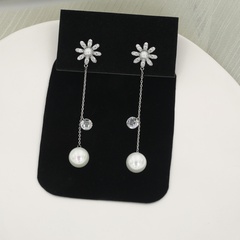 Exquisite fashion all-match small flower pearl tassel earrings