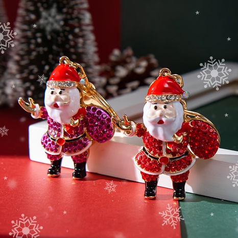 Nueva serie navideña con adornos de regalo pequeños de metal con colgante de llavero de Papá Noel tachonado de diamantes's discount tags
