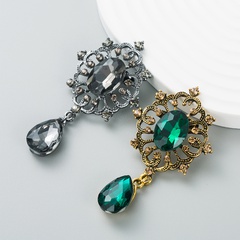 Korean new fashion rhinestone flower brooch badge pin accessories wholesale
